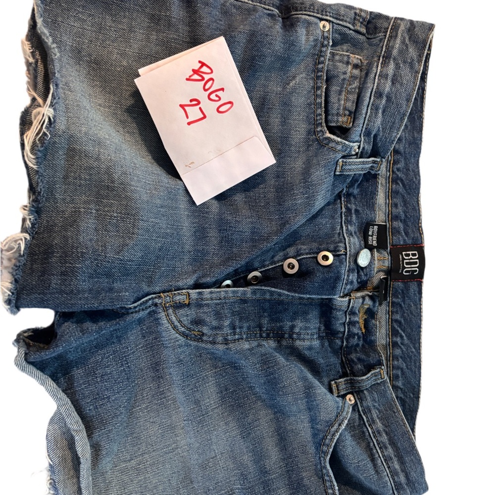 BDG Blue Relaxed Fit Jeans with Vintage-Inspired Fading
